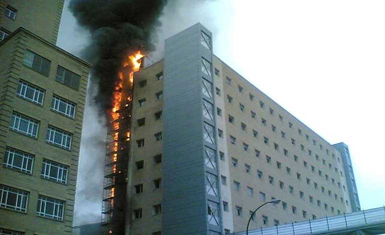 H Miguel Servet Zaragoza Incendio 2007